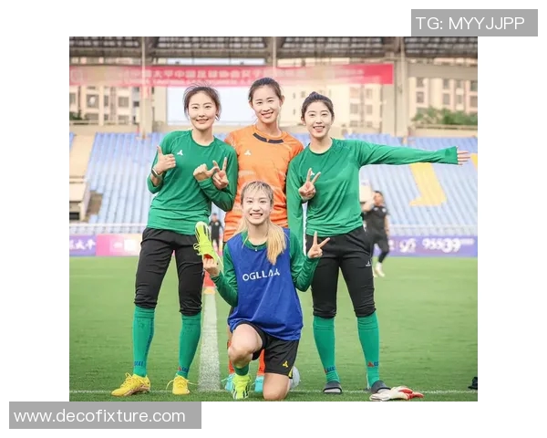 重庆足球队荣登足球力量排行榜第八名展现强劲实力与潜力 重庆足球队荣登足球力量排行榜第八名展现强劲实力与潜力