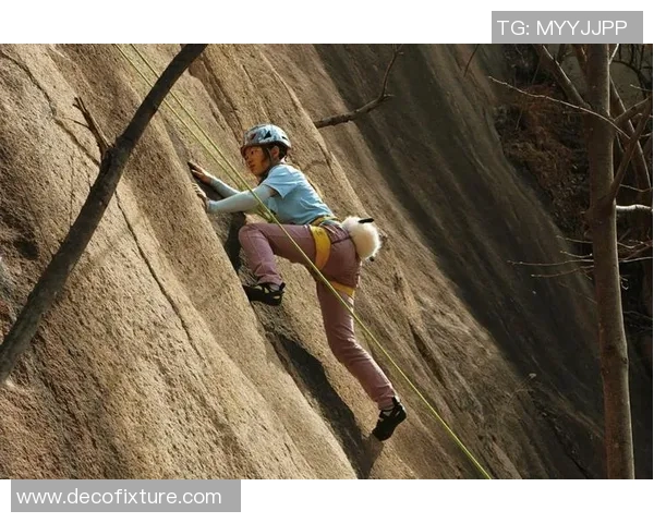 对话攀岩女神张敏:探索她的攀岩生涯与心路历程 对话攀岩女神张敏:探索她的攀岩生涯与心路历程