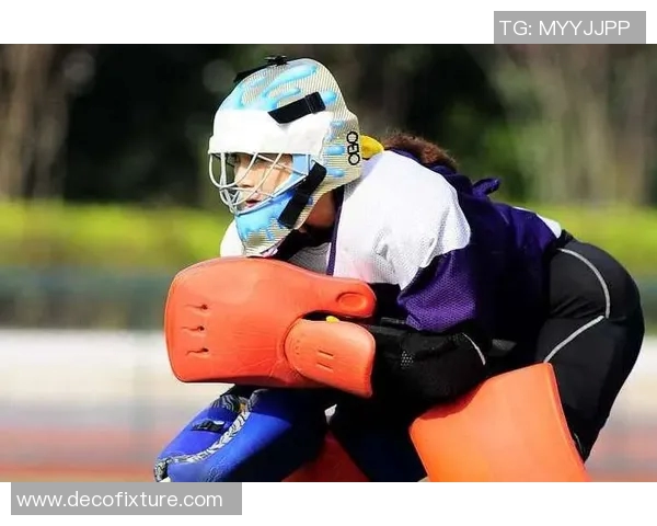 李丽独家分享飞盘技巧与心得让你轻松掌握这项运动的乐趣与魅力 李丽独家分享飞盘技巧与心得让你轻松掌握这项运动的乐趣与魅力