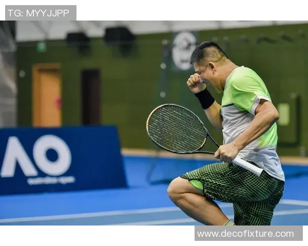 深圳网球队在总决赛中的灵活战术与团队协作表现分析