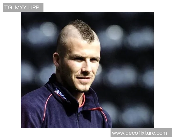 足球明星修边发型揭秘如何打造时尚与运动兼具的完美造型